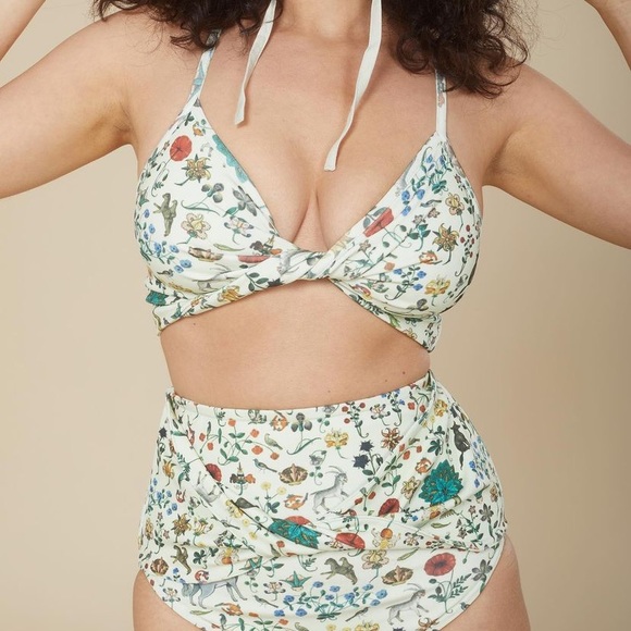 Samantha Pleet Vortex Illuminated Bikini Top - Picture 2 of 5